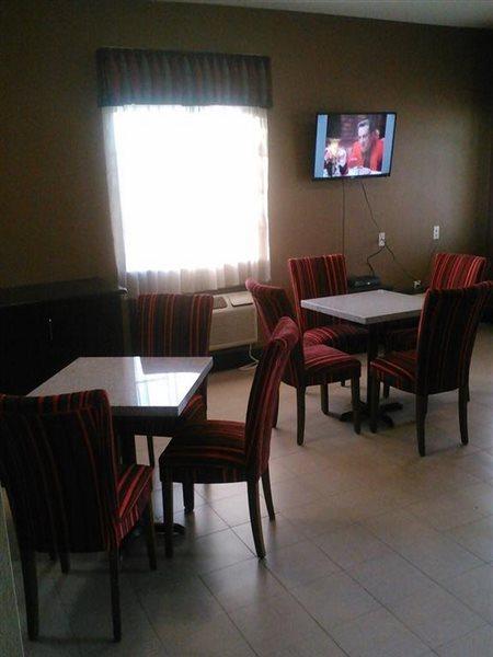 Rodeway Inn Dilley Екстер'єр фото