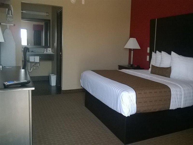Rodeway Inn Dilley Екстер'єр фото