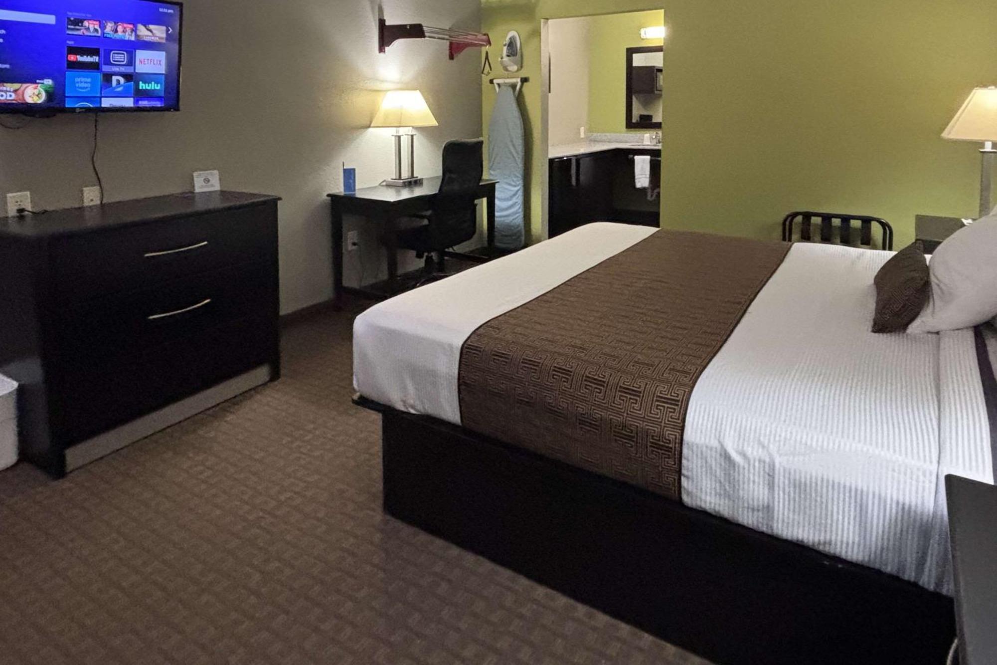 Rodeway Inn Dilley Екстер'єр фото
