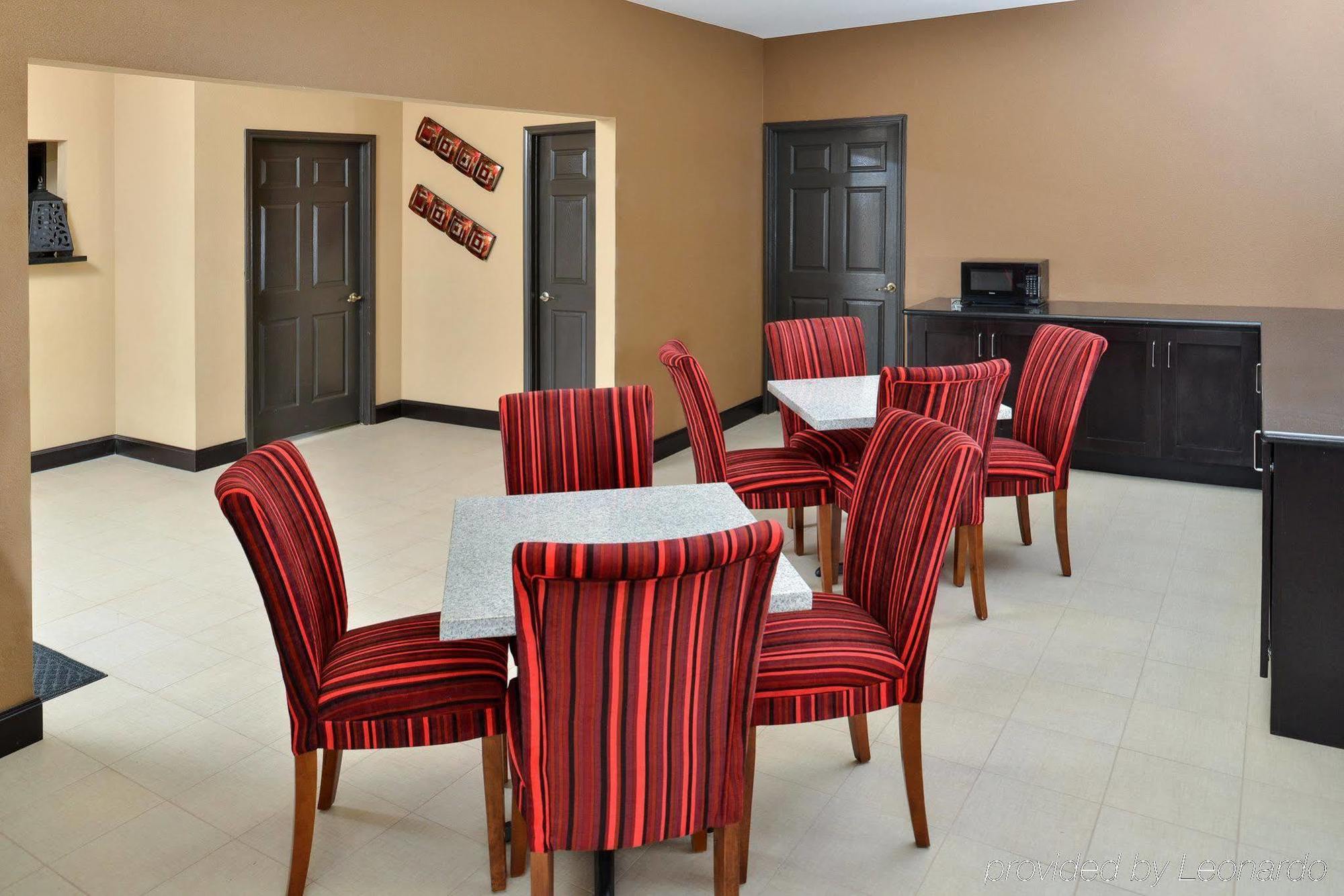 Rodeway Inn Dilley Екстер'єр фото