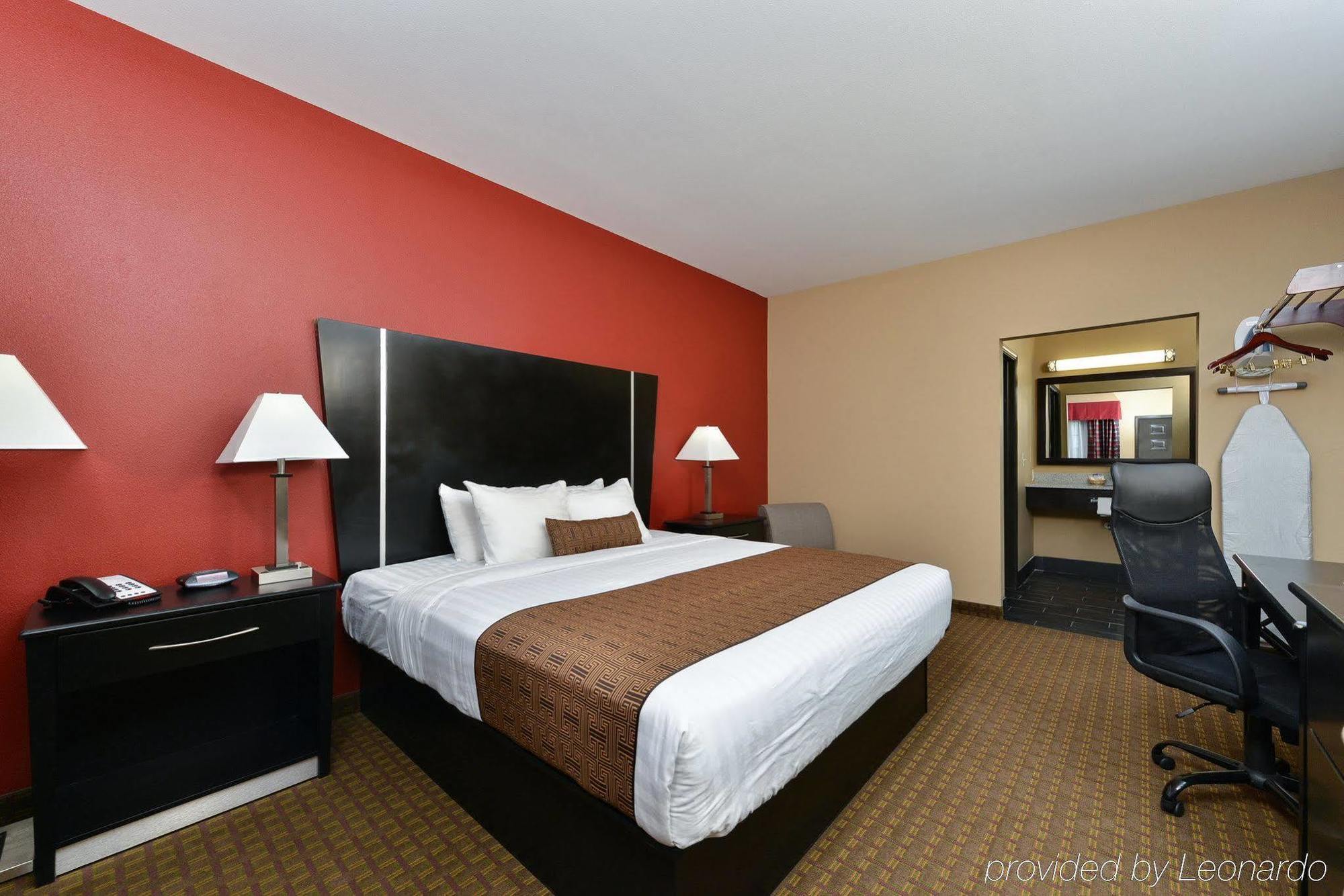 Rodeway Inn Dilley Екстер'єр фото